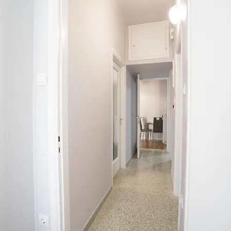 Modern Renovated Place In The - Medley Serenity *